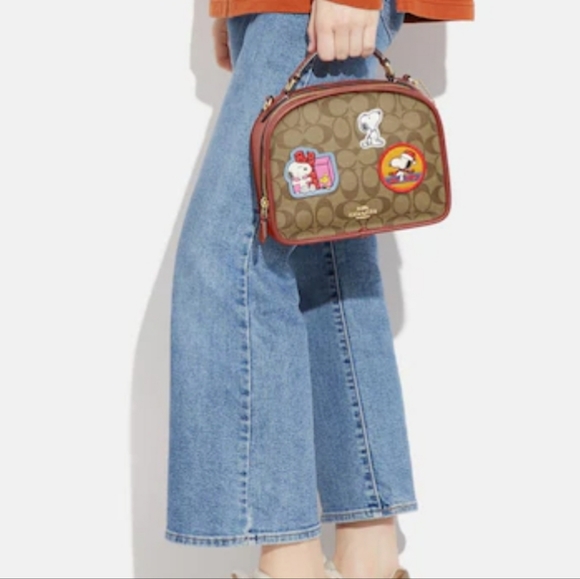 Coach  X Peanuts Lunch Pail In Signature Canvas With Snoopy And Patches - Picture 5 of 15